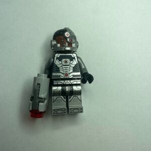 LEGO Justice League Cyborg Minifigure Set 76028 71210